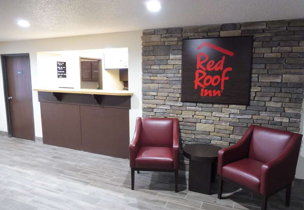 Red Roof Inn Грийнсбърг Интериор снимка